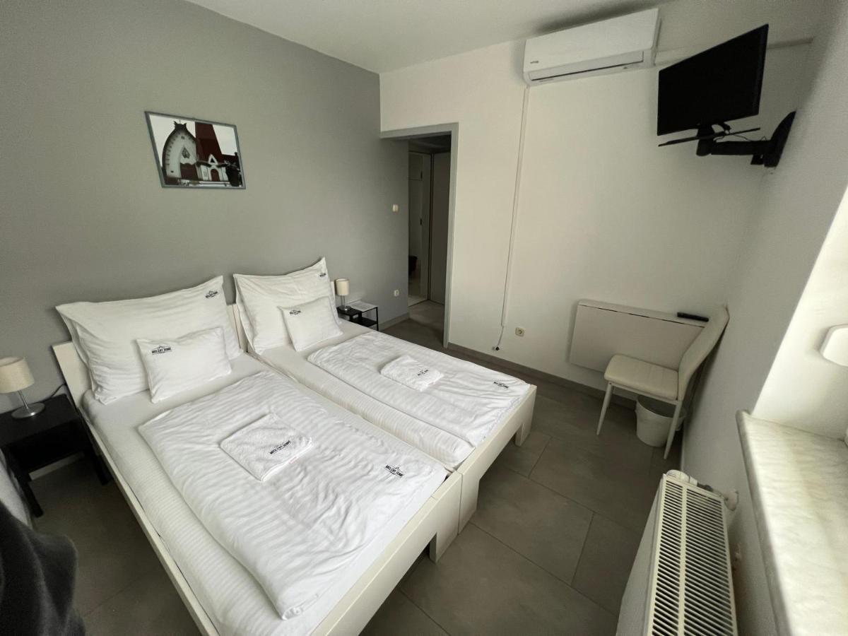 Misleny Home Kozarmisleny ภายนอก รูปภาพ